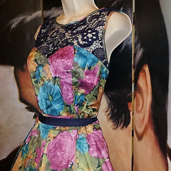 Tatyana Mirabelle Floral Dress w Dark Purple Lace - Picture 5 of 8